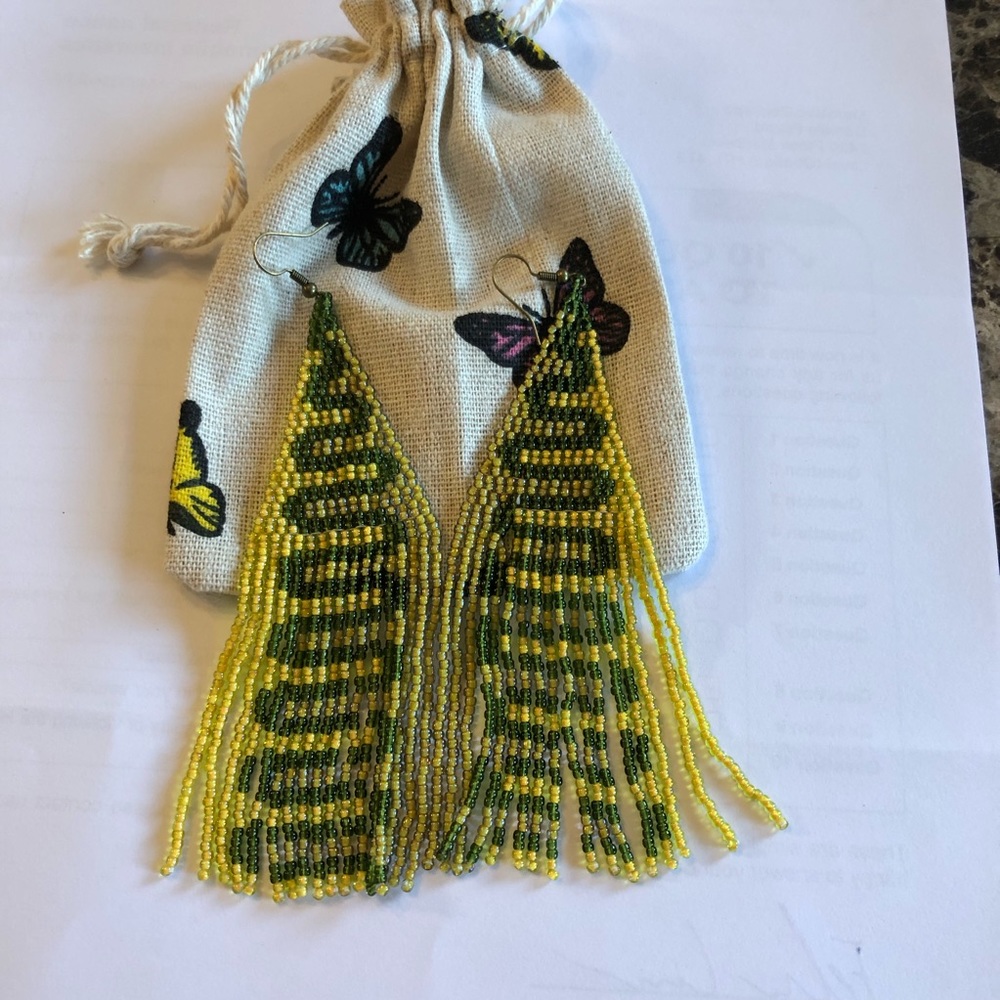 Handmade earrings in green, two shades of yellow - Picture 1 of 4